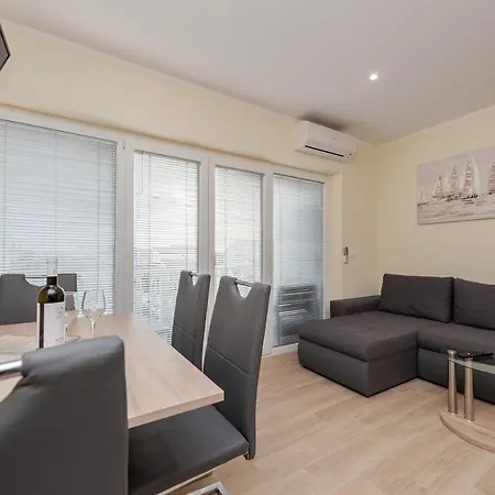 Apartment Bracic Sukosan